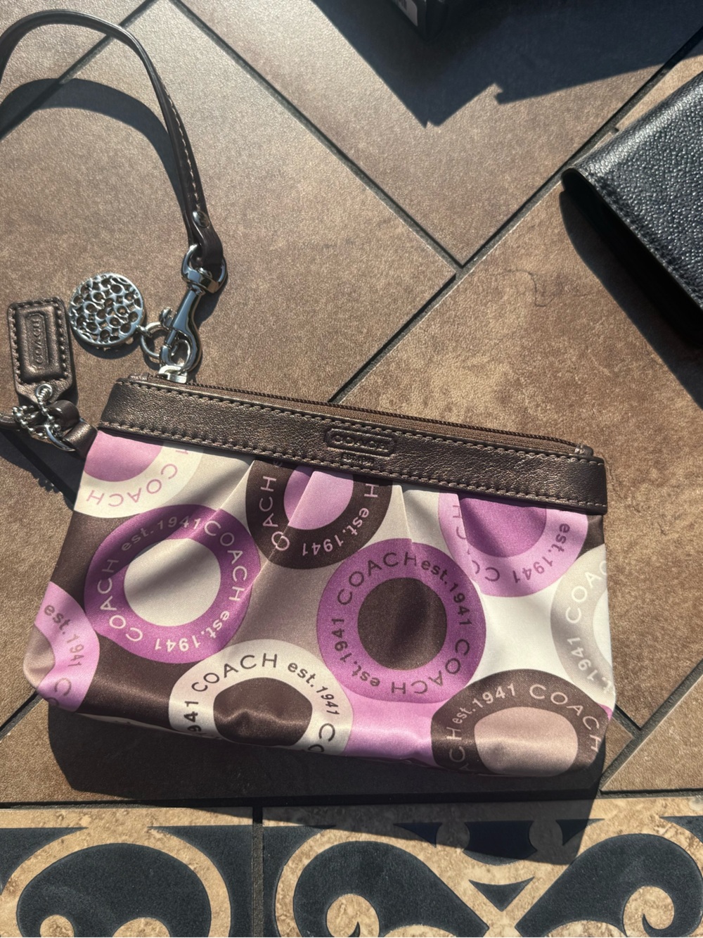 Coach wristlet 2010